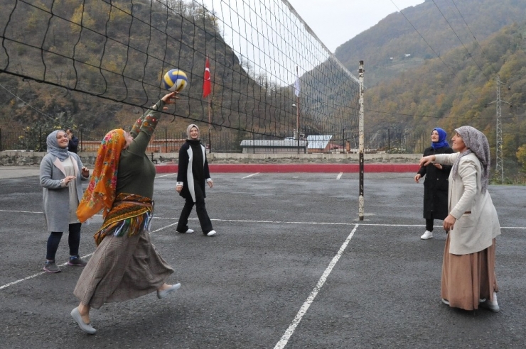 Tarlaya Spor Molası