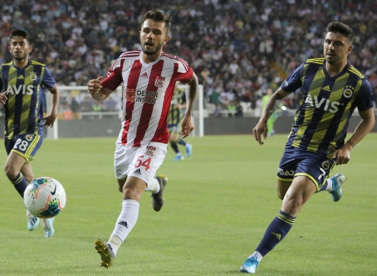 Sivasspor’un 3 Büyüklere Karşı 81. Sınavı