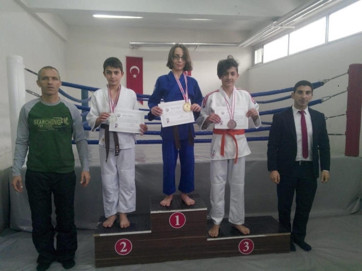 Okullar Arası Judo İl Birinciliği Tamamlandı