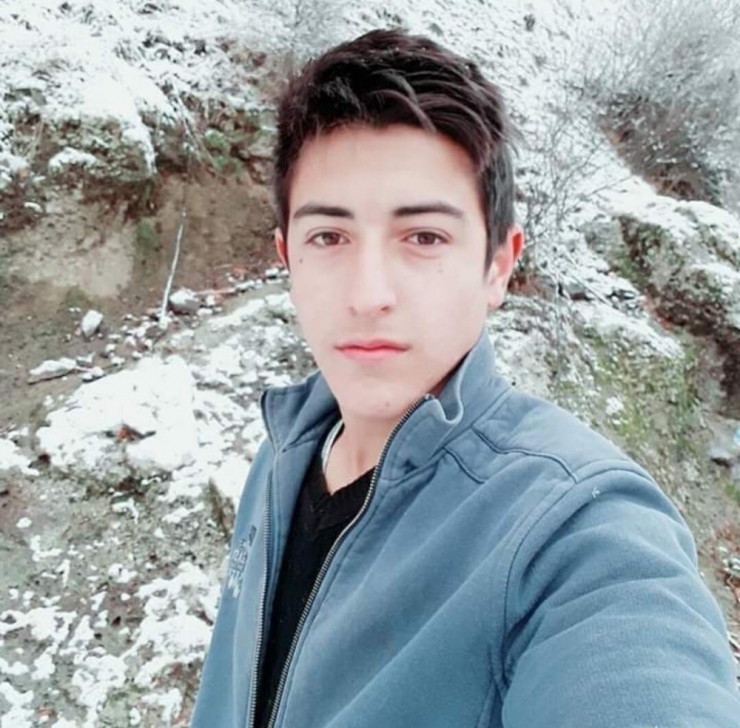 19 Yaşındaki Genç 8 Aylık Yaşam Mücadelesini Kaybetti