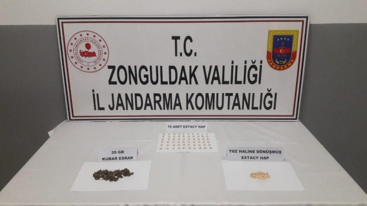 Jandarmadan Uyuşturucu Operasyonları: 2 Gözaltı