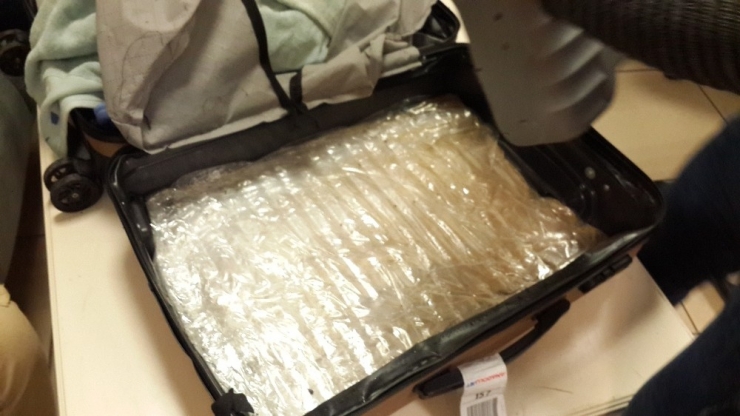 Antalya Havalimanında Uyuştucu Operasyonu