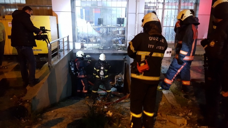 İtfaiye Zamanında Müdahale Etti Yangının Büyümesini Engelledi
