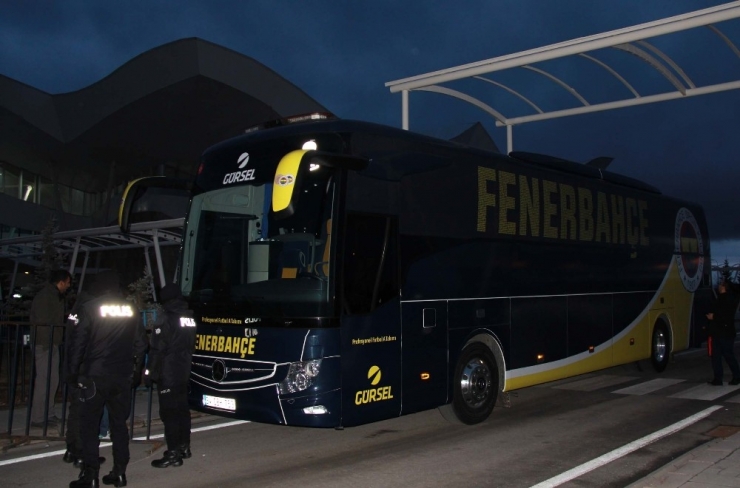 Fenerbahçe Kafilesi Sivas’ta
