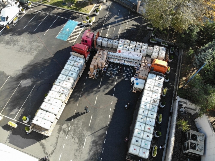 250 Ton Sahte Ve Kaçak İçki Emniyetin Bahçesinde Sergilendi