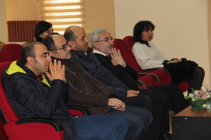 Malatya’da Türkiye-çin İlişkileri Anlatıldı