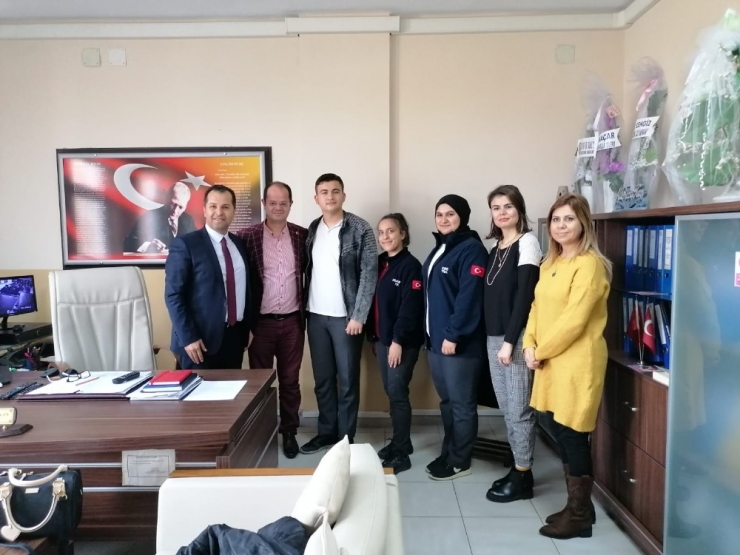 Salihli’de Öğrencilere Çölyak Hastalığı Anlatıldı