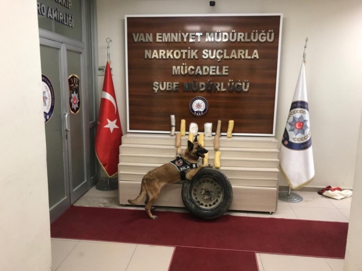 Stepne Lastiği İçerisine Gizlenen Uyuşturucu Şila’ya Takıldı
