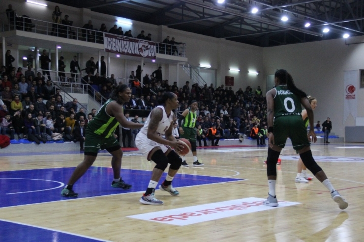 Kadınlar Basketbol Süper Ligi: Elazığ İl Özel İdare: 105 - Ogm Ormanspor: 76