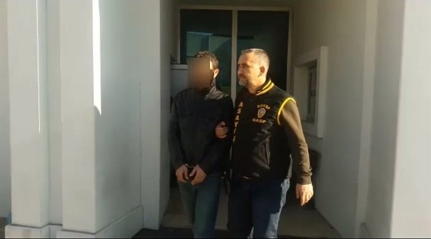 Sahte Polisler Çocukları Gasp Etti