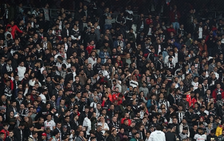 Süper Lig: Beşiktaş: 0 - Y.malatyaspor: 0 (Maç Devam Ediyor)