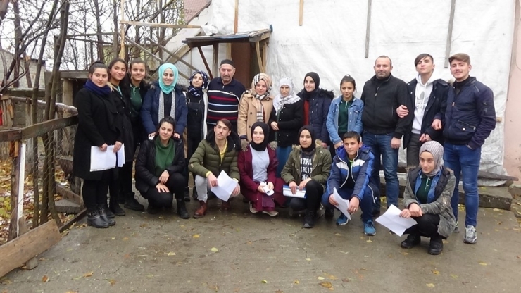 Öğrenciler Kapı Kapı Gezip ’Brusella’yı Anlattı