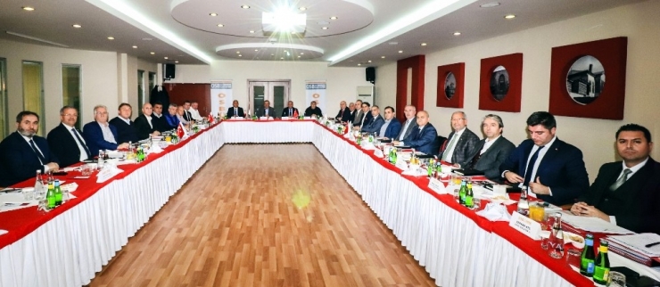 Memiş Kütükcü: "2020’nin Mottosu Sürdürülebilir Sanayi Üretimi Olmalı"