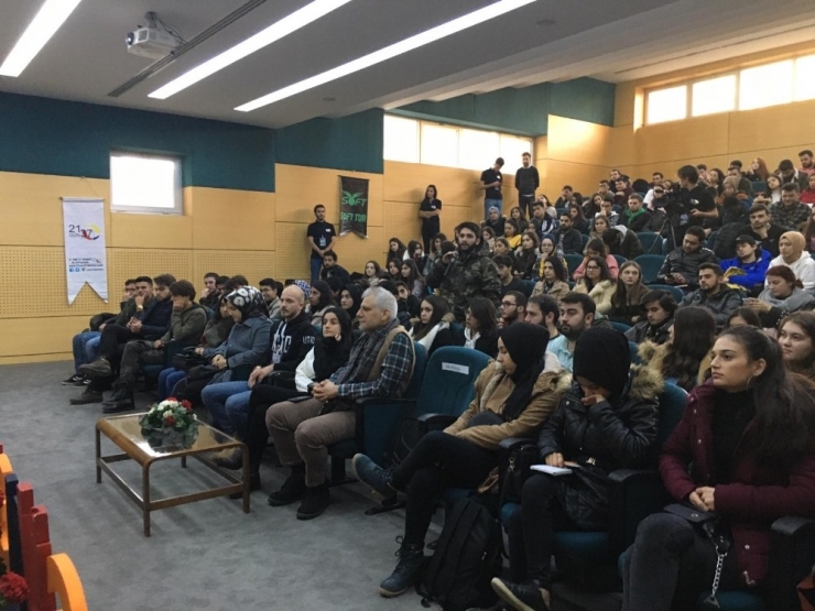 Saü’de ’Markaların Yolculuğu’ İsimli Konferans Düzenlendi