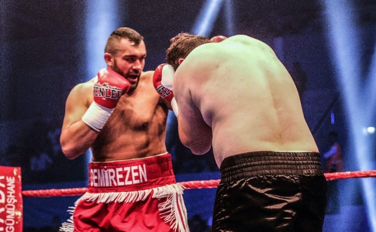 Ali Eren, Hamburg’da Ringe Çıkıyor