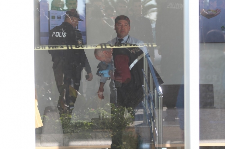 Antalya’daki Banka Soyguncusu Dolandırıldığı İçin Dikkat Çekmek İstemiş