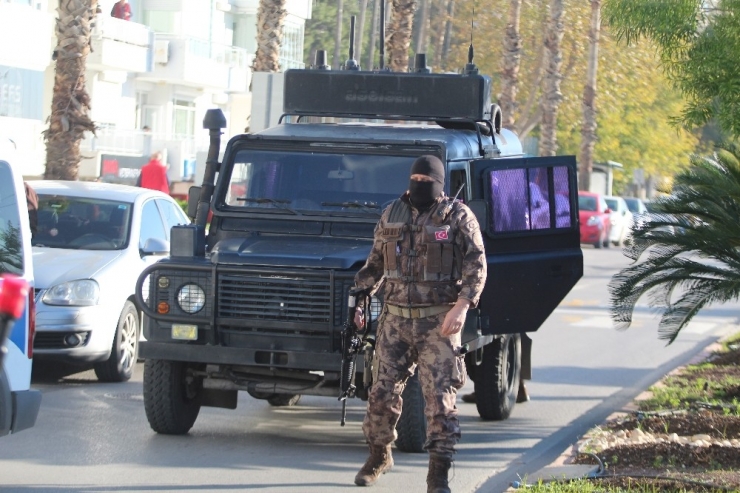 Soyguncu İkna Edildi