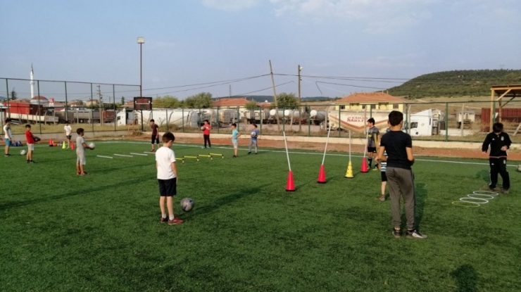 Futbol Kursuna Yoğun İlgi