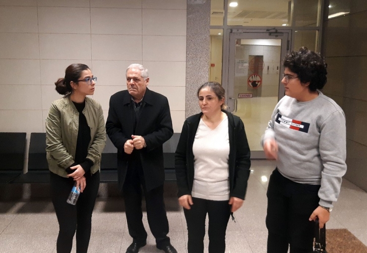 Kızını Ve Eşini Yaralayan Sanık Hakim Karşısında