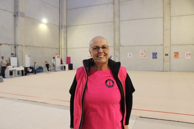 Kansere Neşesiyle Meydan Okudu: ’Hiç Taşlı Yüzüğüm Olmamıştı’