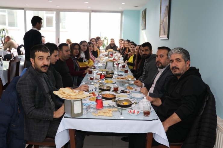 Kahvaltı Salonundan Spora Destek