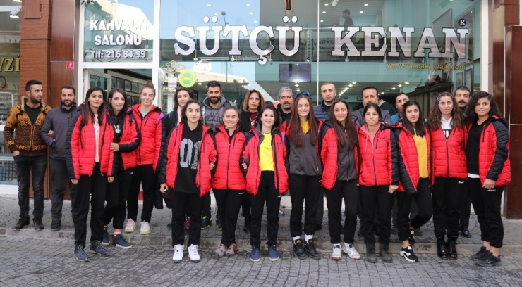 Kahvaltı Salonundan Spora Destek