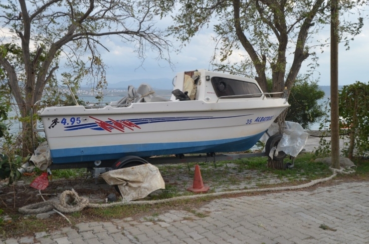 İzmir’de Jandarma Hırsızlık Olayını Aydınlattı