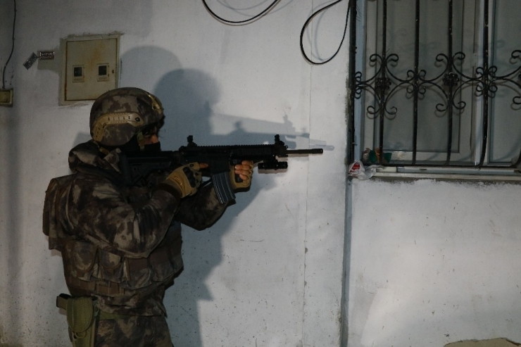 Şafak Vakti Torbacılara Baskın: 30 Gözaltı Kararı