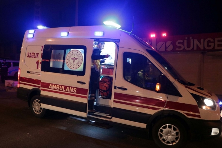 Başkent’te Mobilya Atölyesinde Yangın: 1 Ağır Yaralı