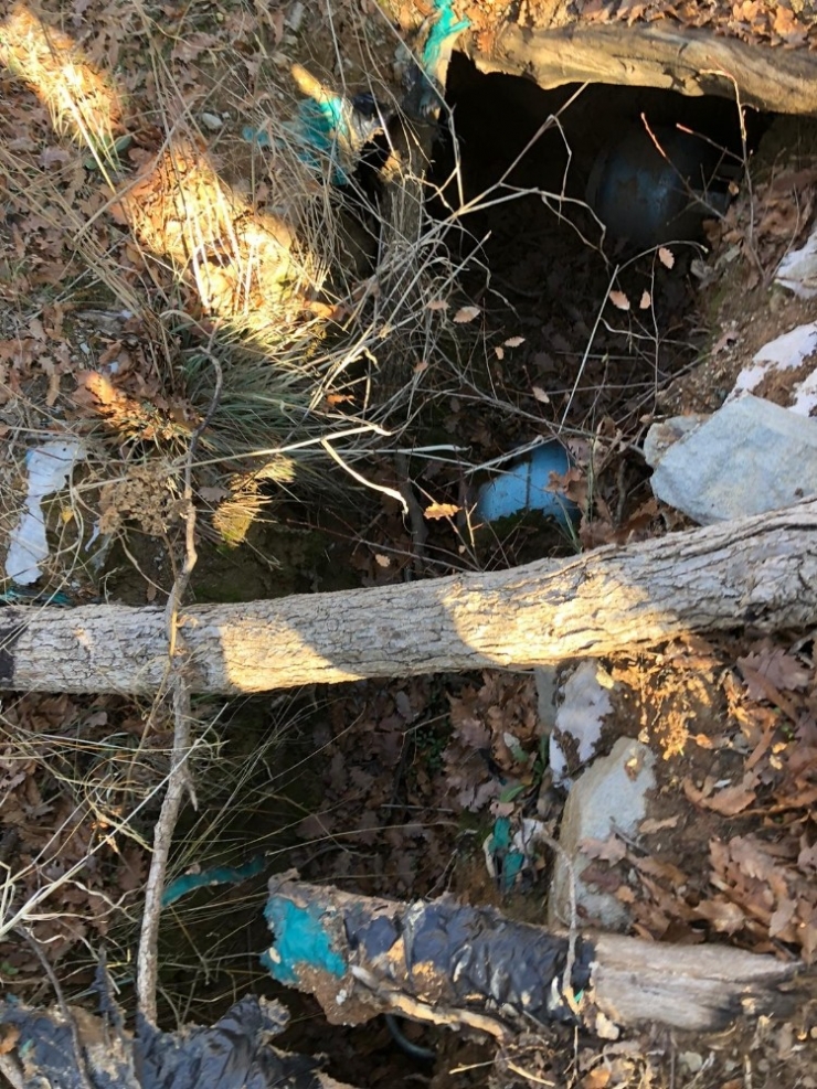 Kıran-8 Operasyonu’nda Btö’ye Ait Malzemeler Ele Geçirildi