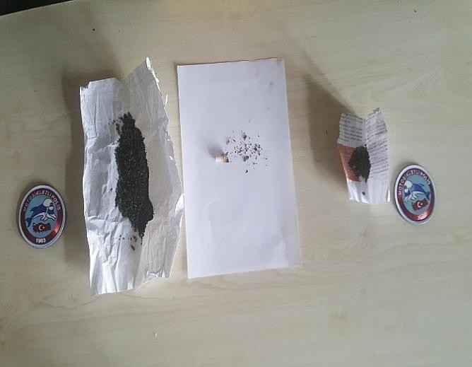 Polis Ekipleri Şok Uygulamalarda Silah Ve Uyuşturucu Ele Geçirdi