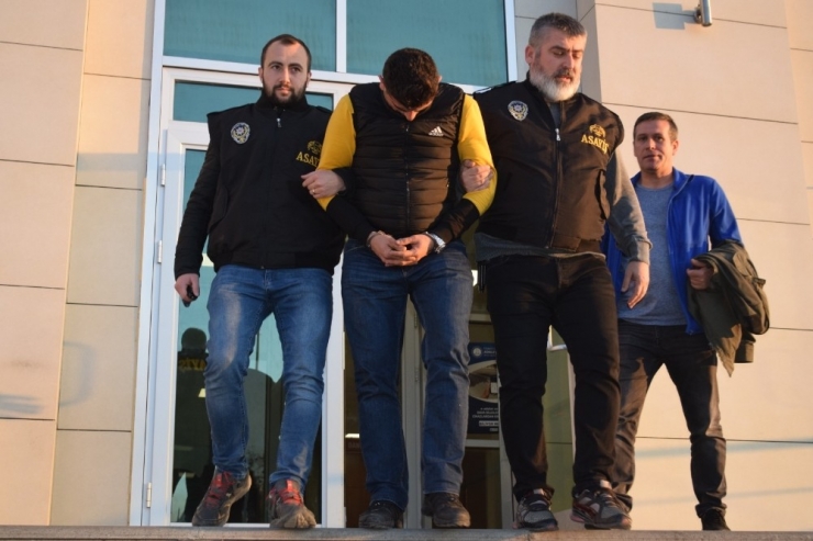 Tekirdağ’da Eski Bakanı Dolandıran Şahıslar Tutuklandı
