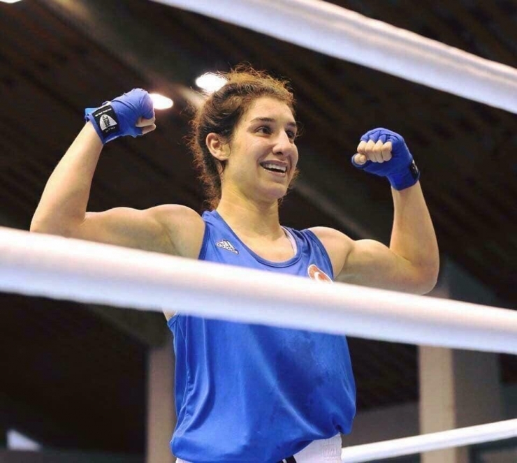 Milli Boksör Sema Çalışkan Balkan İkincisi Oldu