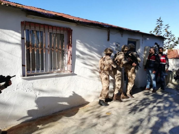 Bağdadi’nin Timi Osmaniye’de Yakalandı