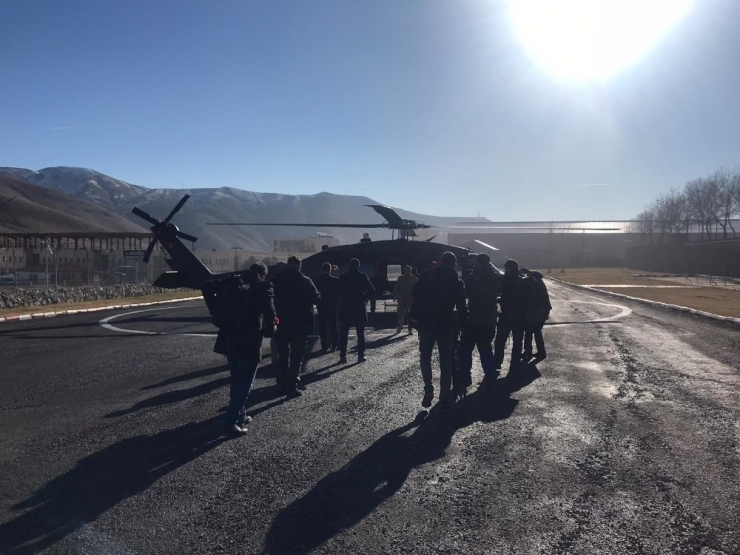 Vali Ve Komutanlar Operasyon Bölgesinde