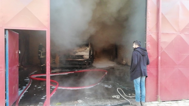 Efeler’de Hurdacılar Sitesinde Yangın