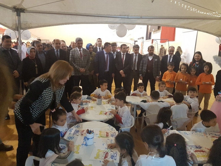 Vezirköprü’de Öğrencilere Diş Macunu Ve Fırça