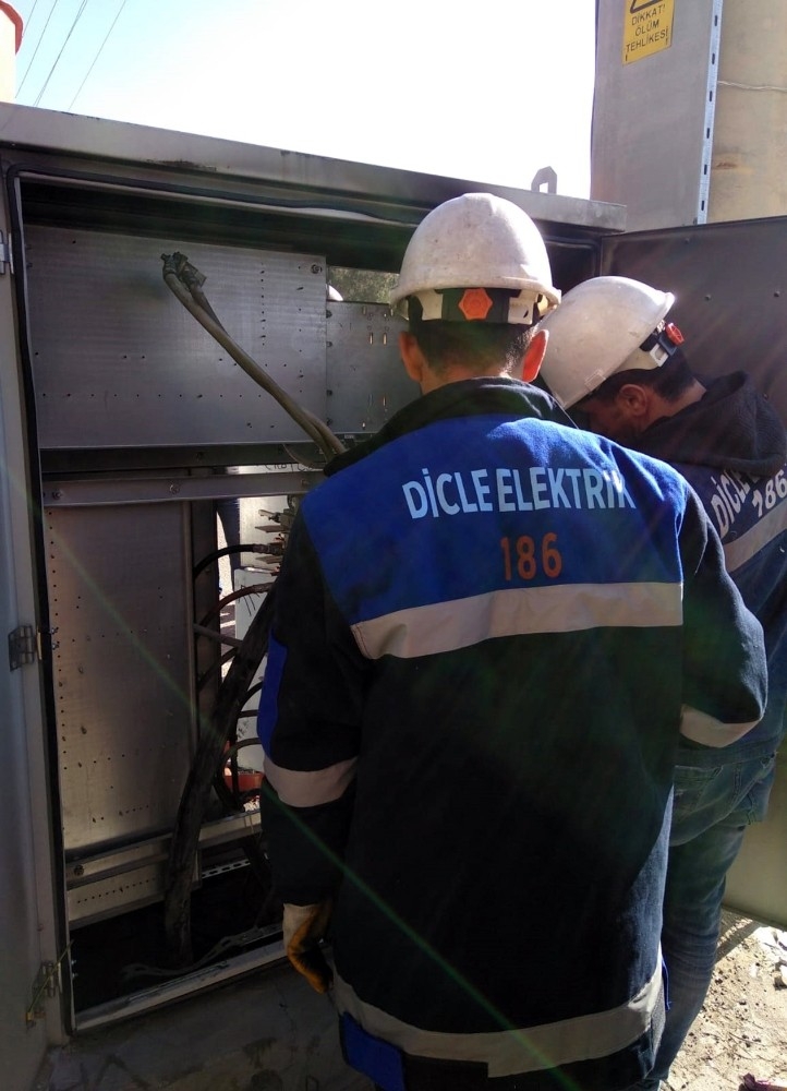 Batman’da 158 Aboneye Elektrik Sağlayan Pano Kundaklandı
