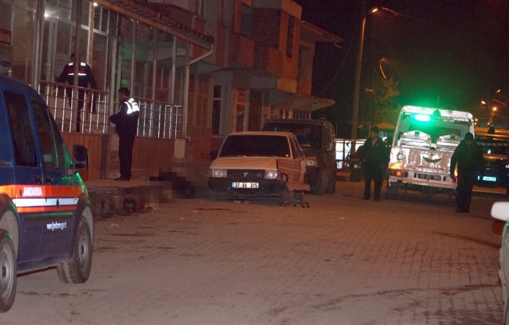 Barışmak İçin Buluşan İki Aile Arasında Silahlı Kavga: 3 Ölü, 2 Yaralı