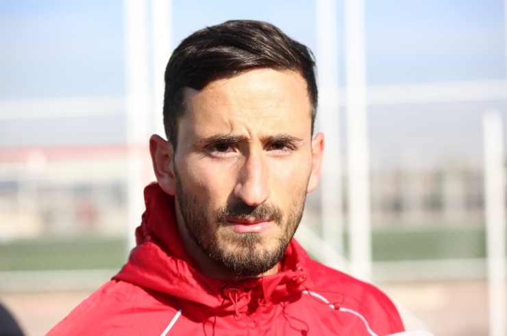 Erdoğan Yeşilyurt: “Gençlerbirliği Maçını Kazanmak İstiyoruz”