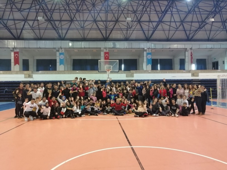 Erü Spor Bilimleri 55 Öğrenciyi Misafir Etti