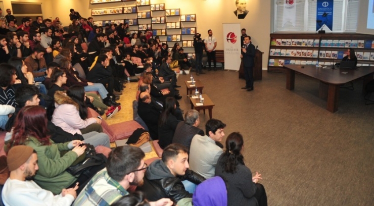 Türkiye Ulusal Ajansı Başkanı Astarcı, Anadolu Üniversitesi Öğrencileriyle Buluştu