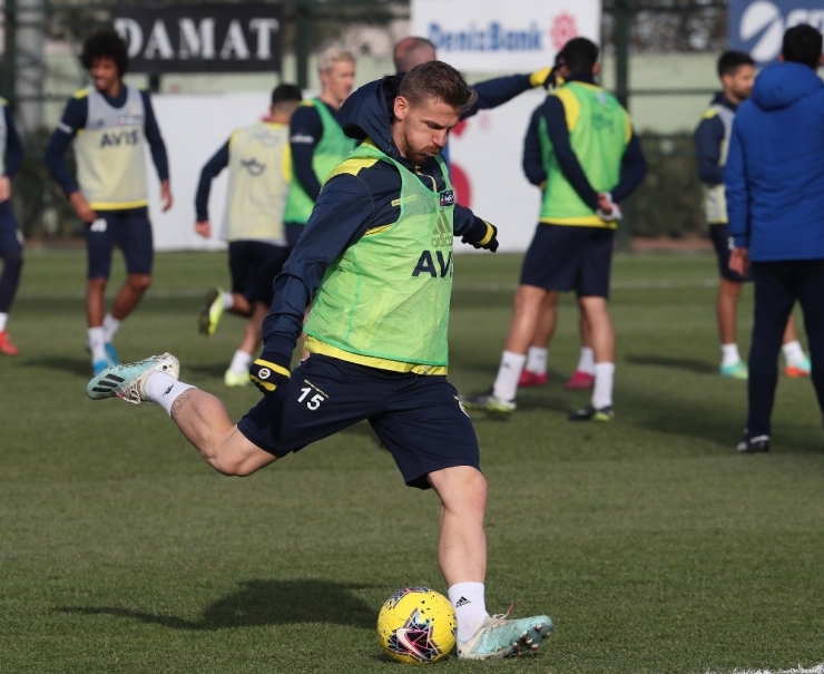 Taraftarlardan Fenerbahçe’ye Moral