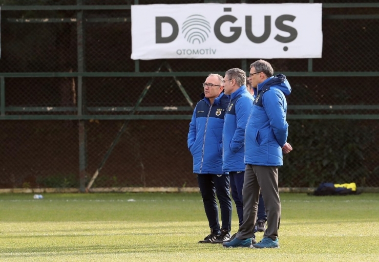 Taraftarlardan Fenerbahçe’ye Moral