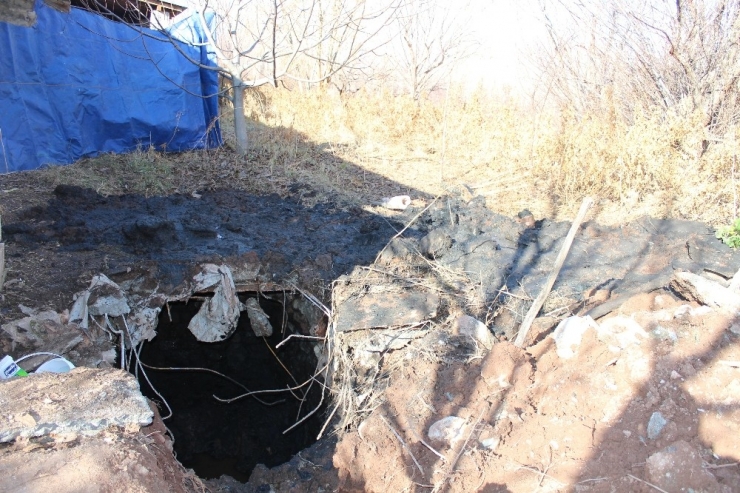 Foseptik Çukurunda Bulunan Cesetle İlgili Ağabey Ve Yenge Tutuklandı