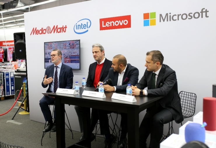 Doğru Bilgisayar, Donanım Ve Yazılım Seçimi Teknoloji Toplumu Olma Hedefinin Anahtarı Olacak