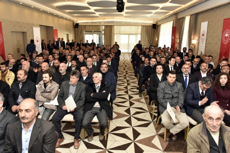 Tarım Ve Orman Bakanı Pakdemirli: "Vatandaşın Sağlığıyla Oynayanlara, Hakiki Arıcılarımın Emeğini Çalanlara Asla Ve Asla Müsaade Etmeyeceğiz”