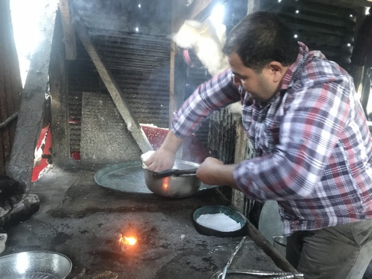 Can Çekişen Bir Meslek ‘Kalaycılık’