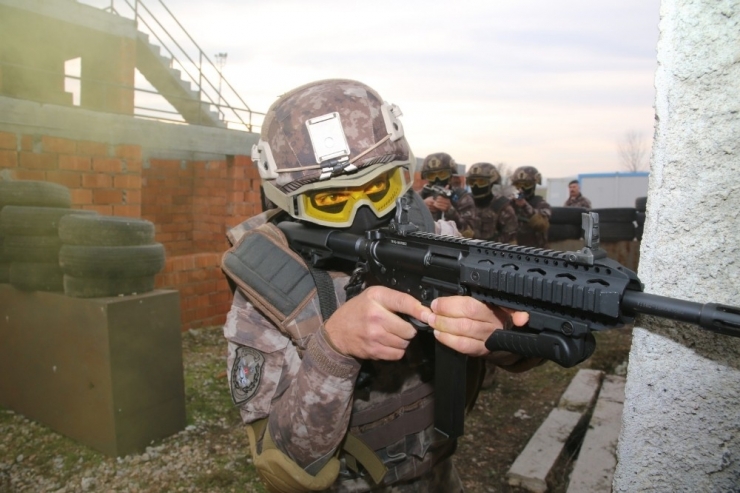 Özel Harekattan Nefes Kesen Tatbikat