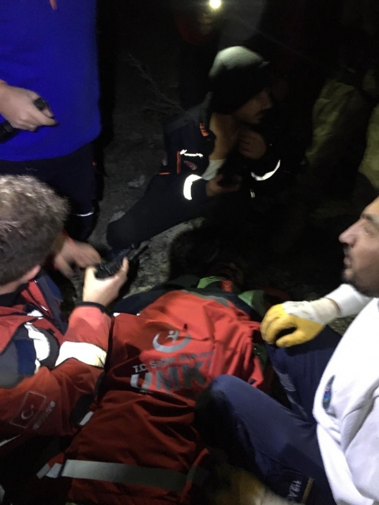 Dağdan Düşen Bisikletli Kurtarıldı